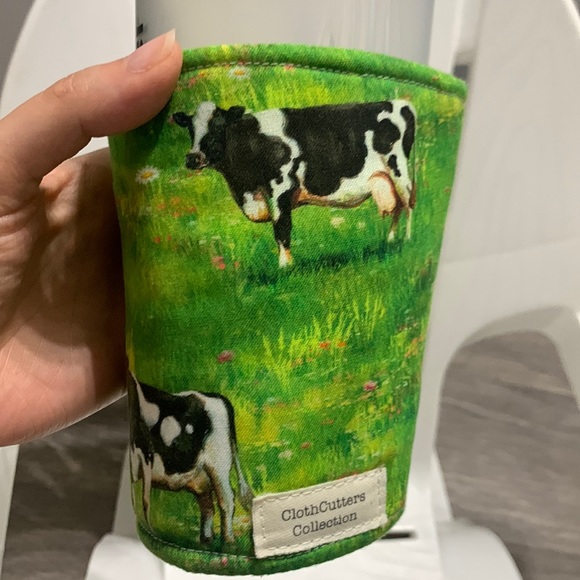 Cows cup cozy - Picture 1 of 2